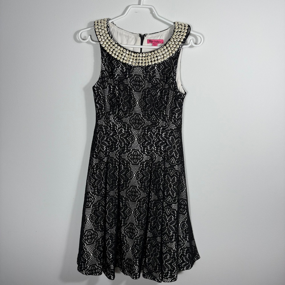 Betsey Johnson Black Lace Faux Pearl Collar Dress Sleeveless Fit Flare Size 6